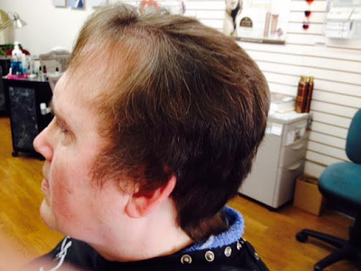 Hair Salon «Avenue Hair Styling & Day Spa», reviews and photos, 630 S Kansas Ave, Topeka, KS 66603, USA