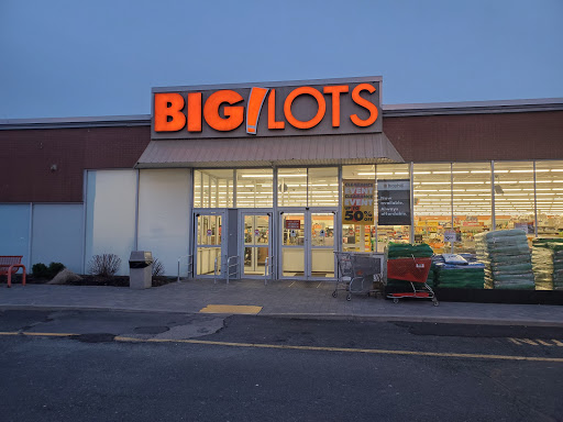 Big Lots, 59 New State Hwy #2, Raynham, MA 02767, USA, 