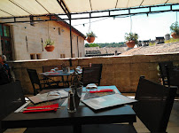 Atmosphère du Restaurant français Restaurant Les Jardins d'été - Chartreuse de Villeneuve lez Avignon à Villeneuve-lès-Avignon - n°3