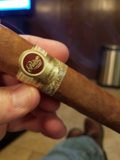 Cigar Shop «The Cigar Lounge», reviews and photos, 1710 Woodfield Rd, Schaumburg, IL 60173, USA