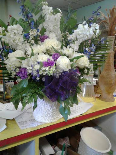 Florist «Bella Blooms Florist», reviews and photos, 6521 AL-69, Tuscaloosa, AL 35405, USA