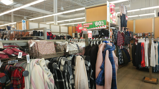 Clothing Store «Old Navy», reviews and photos, 2 Meadow Cir Dr, Lake St Louis, MO 63367, USA