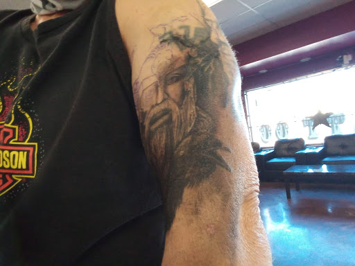Tattoo Shop «Fast Lane Tattoo (Oracle Rd.)», reviews and photos, 3801 N Oracle Rd, Tucson, AZ 85705, USA