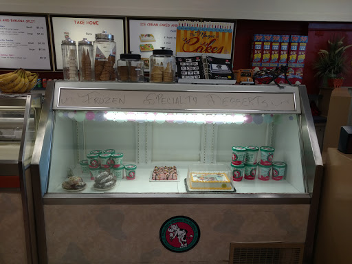 Ice Cream Shop «Chocolate Shoppe Ice Cream Skokie», reviews and photos, 4041 Dempster St, Skokie, IL 60076, USA