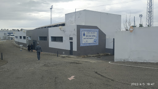 Polideportivo municipal — foto 3