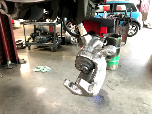 Auto Repair Shop «Blueridge Motor Works Inc.», reviews and photos, 1127 River Rd, Charlottesville, VA 22901, USA