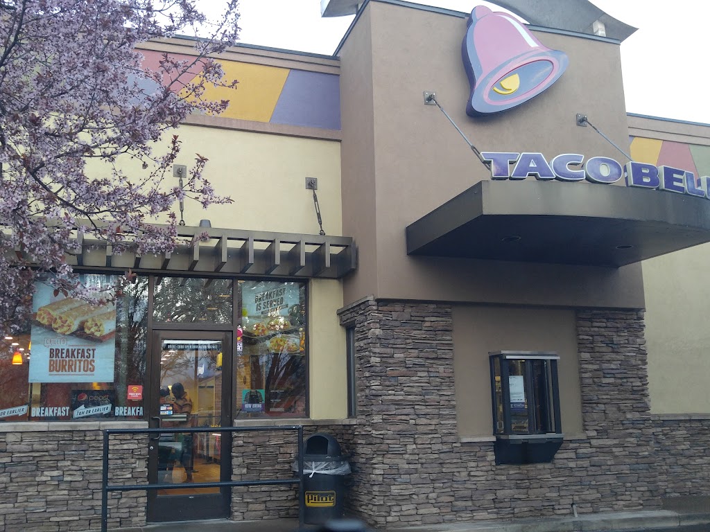 Taco Bell 97502