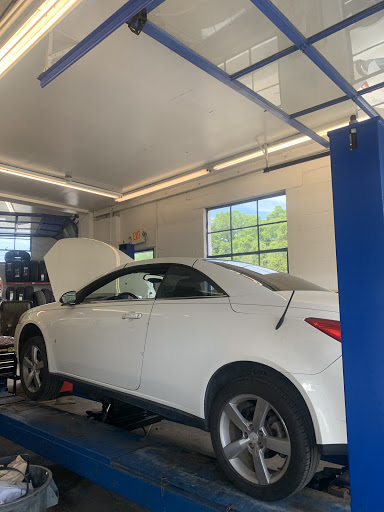 Auto Repair Shop «BEST PRICE AUTO», reviews and photos, 777 Montauk Hwy, Center Moriches, NY 11934, USA