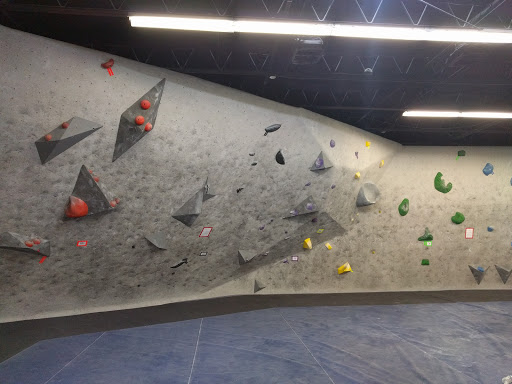 Rock Climbing Gym «Central Rock Gym», reviews and photos, 127 Smith Pl, Cambridge, MA 02138, USA