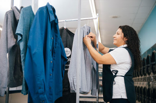 Laundry Service «Superior Laundry», reviews and photos, 1070 N State College Blvd, Anaheim, CA 92806, USA