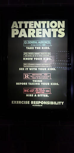 Movie Theater «Regal Cinemas Village Square 18», reviews and photos, 9400 W Sahara Ave, Las Vegas, NV 89117, USA