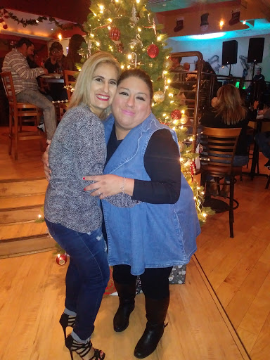 Hamburger Restaurant «Peppers At Uptown», reviews and photos, 4620 N 10th St, McAllen, TX 78504, USA