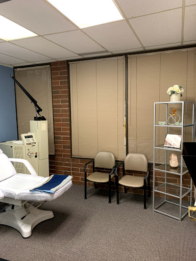 Explore mother daughter matching tattoos ideas, creative tattoo ideas in Dallas, available at Dallas Tattoo Removal Clinic