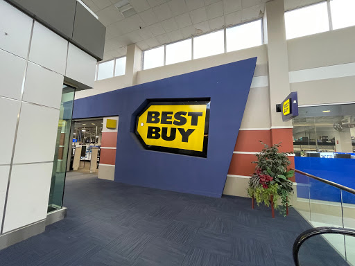 Electronics Store «Best Buy», reviews and photos, 100 Hawley Ln, Trumbull, CT 06611, USA