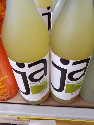 Wine Store «Westchester Wine Warehouse», reviews and photos, 53 Tarrytown Rd, White Plains, NY 10607, USA