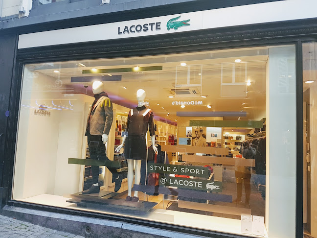 Kommentare und Rezensionen über Lacoste