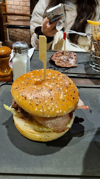 Hamburger du Restaurant Hippopotamus Steakhouse à Paris - n°12