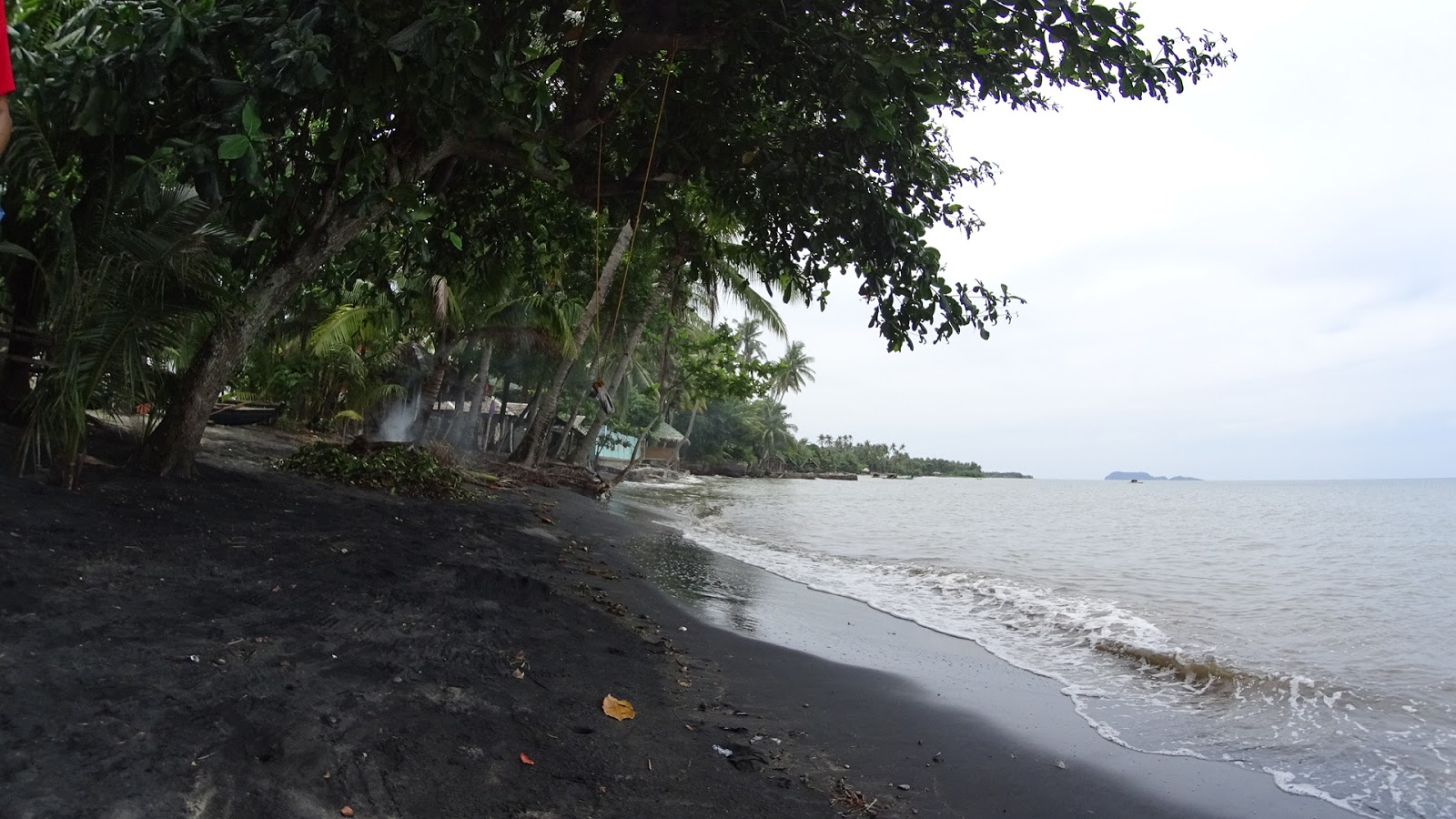 Foto van Salawaki Beach met turquoise water oppervlakte