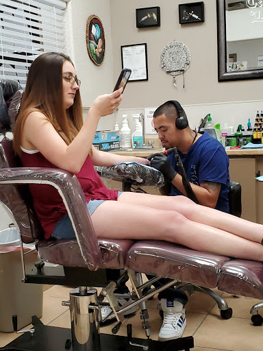 Tattoo Shop «Island Ink Tattoo», reviews and photos, 1215 Miracle Strip Pkwy SE, Fort Walton Beach, FL 32548, USA