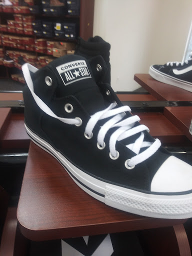 Shoe Store «Shoe Dept.», reviews and photos, 7201 SE 29th St #201, Midwest City, OK 73110, USA