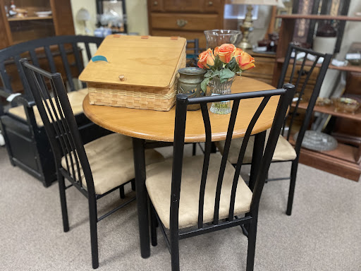 Consignment Shop «Refabulous Furnishings», reviews and photos, 2231 Vestal Pkwy W, Vestal, NY 13850, USA
