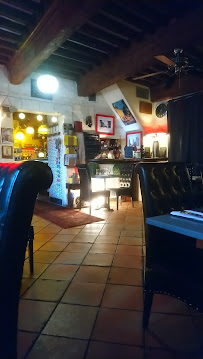 Atmosphère du Restaurant Le Q.G à Arles - n°6