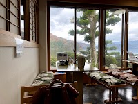 ドライブイン よしだ