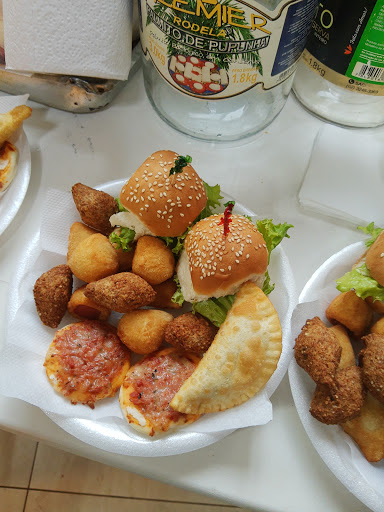 Logo da empresa - Buffet Cintia Lope's