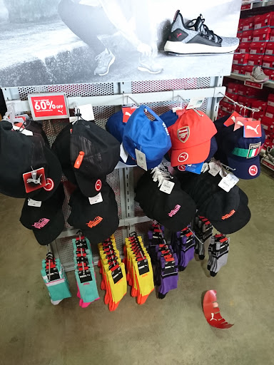 Shoe Store «PUMA», reviews and photos, 11211 120th Ave #62, Pleasant Prairie, WI 53158, USA