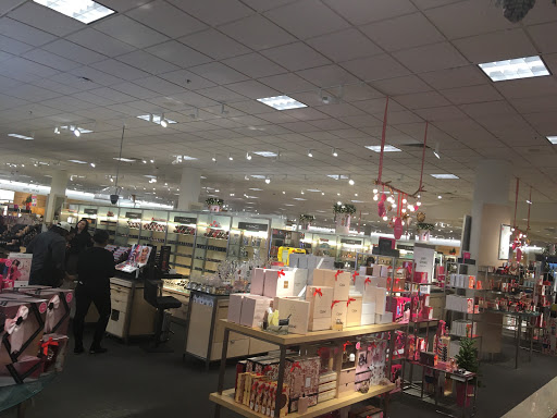 Department Store «Nordstrom Short Pump Town Center», reviews and photos, 11812 W Broad St, Richmond, VA 23233, USA