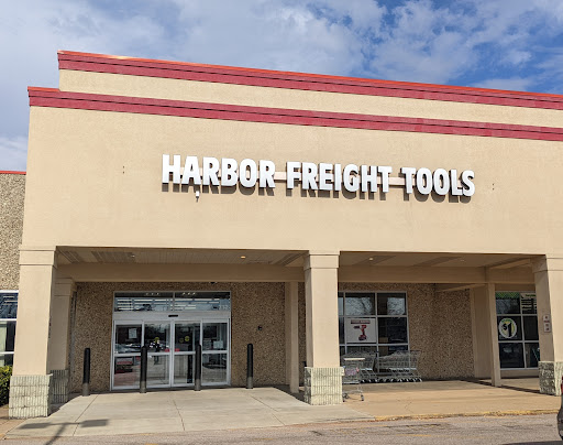 Hardware Store «Harbor Freight Tools», reviews and photos, 712 W Poplar Ave, Collierville, TN 38017, USA