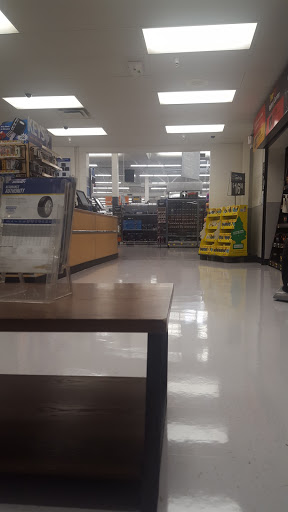 Tire Shop «Walmart Tires & Auto Parts», reviews and photos, 3103 S 23rd Ave, Greeley, CO 80631, USA