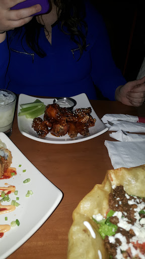 Bar & Grill «Howl at the Moon | Splitsville Luxury Lanes», reviews and photos, 145 Second St E, Cincinnati, OH 45202, USA