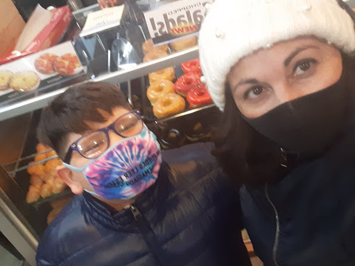 Donut Shop «Yum Yum Donuts», reviews and photos, 205 E Foothill Blvd, Rialto, CA 92376, USA