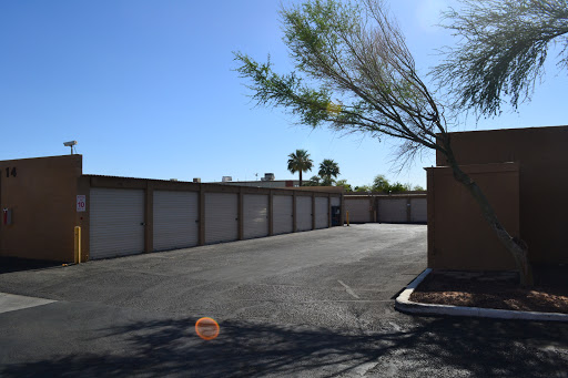 Self-Storage Facility «Arizona Storage Inns - Chandler Self Storage», reviews and photos, 297 E Warner Rd, Chandler, AZ 85225, USA