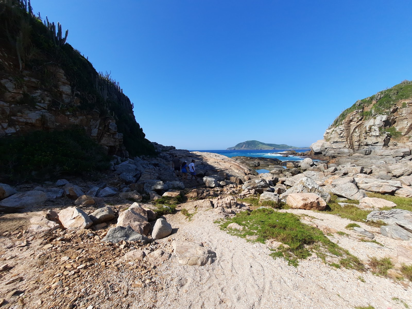 Foto di Rochas da Praia da Concha con baia piccola
