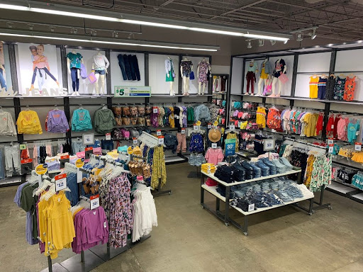 Clothing Store «Old Navy», reviews and photos, 3131 E Main St, Mohegan Lake, NY 10547, USA