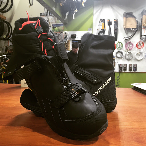 Bicycle Store «Trek Bicycle Store of Mount Pleasant», reviews and photos, 1180 Oakland Market Rd, Mt Pleasant, SC 29466, USA