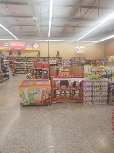 Grocery Store «Grocery Outlet Bargain Market», reviews and photos, 15719 Downey Ave, Paramount, CA 90723, USA