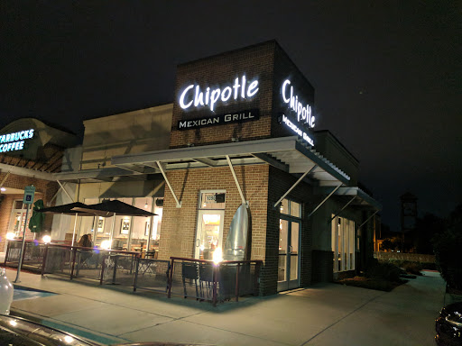 Mexican Restaurant «Chipotle Mexican Grill», reviews and photos, 1390 S Cooper St #100, Arlington, TX 76013, USA