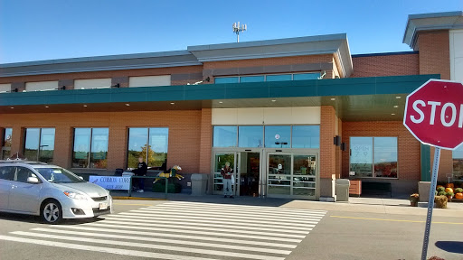 Grocery Store «Market Basket», reviews and photos, 8 Highland Common E, Hudson, MA 01749, USA