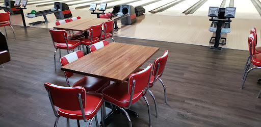 Bowling Alley «Brunswick Zone River Grove Lanes», reviews and photos, 3111 River Rd, River Grove, IL 60171, USA