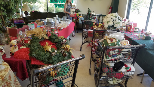 Used Furniture Store «Society of St. Vincent de Paul», reviews and photos, 1705 E Jericho Turnpike, Huntington, NY 11743, USA