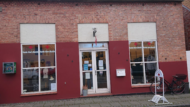 undertrykkeren pessimist Sophie 29 anmeldelser af Røde Kors Butik Rønne (Genbrugsbutik) i Rønne  (Hovedstaden)