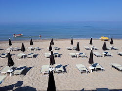 Spiaggia Marina di Acate'in fotoğrafı - rahatlamayı sevenler arasında popüler bir yer