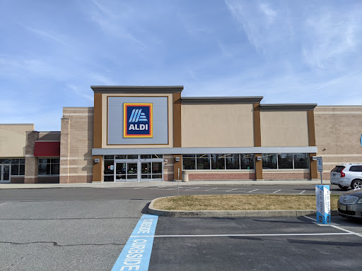 Supermarket «ALDI», reviews and photos, 250 Westminster Dr, Carlisle, PA 17013, USA