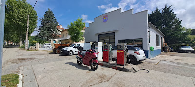 Garage GMC26 à Bourdeaux