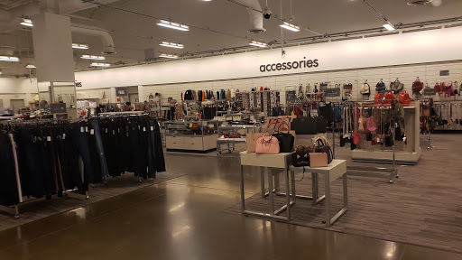 Department Store «Nordstrom Rack at The Block Northway», reviews and photos, 8031 McKnight Rd, Pittsburgh, PA 15237, USA