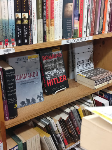 Book Store «Half Price Books», reviews and photos, 15600 NE 8th St, Bellevue, WA 98008, USA