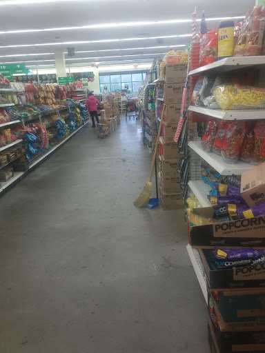 Dollar Store «Dollar Tree», reviews and photos, 3395 Great Neck Rd, Amityville, NY 11701, USA